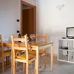 Lakeside Attic By Interhome Апартаменты